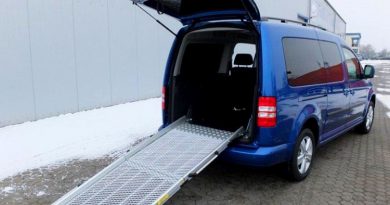 Rampy aluminiowe dla niepełnosprawnych: większy komfort, łatwiejszy transport wózka Rampy aluminiowe